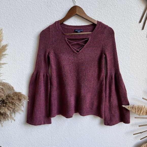 American Eagle Outfitters Knit Sweater Bell Sleeve Blouse Cutout Neck Size XS - Picture 1 of 9